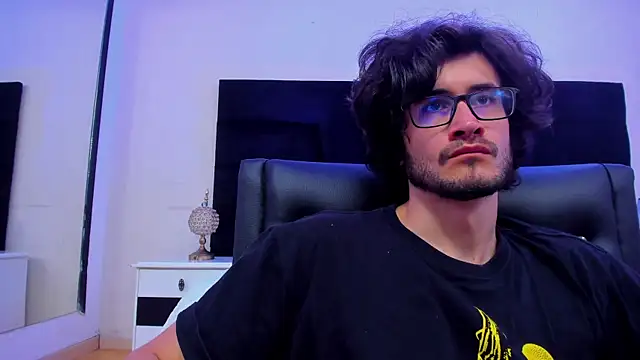 Loggan donnelly online show from 23, 1, 2025