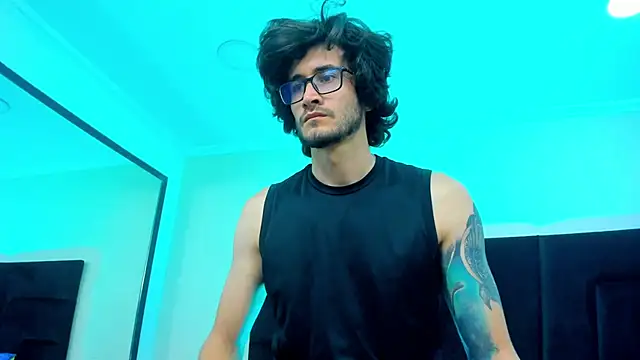 Loggan donnelly online show from 31, 1, 2025