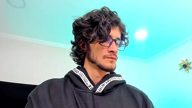 Loggan donnelly online show from 7, 2, 2025