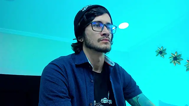 Loggan donnelly online show from 8, 2, 2025