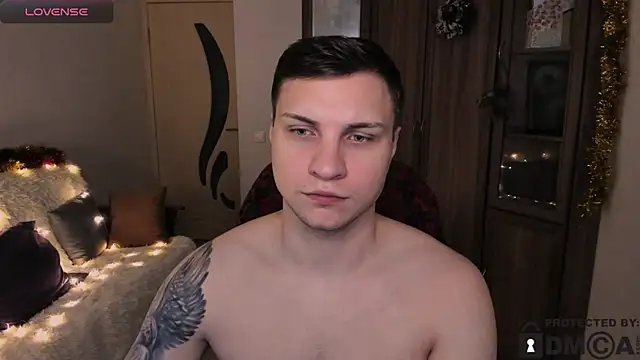 handsome guy01 online show from 28, 11, 2025