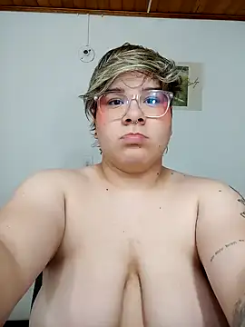 amalia love online show from 2, 2, 2025