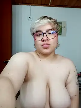 amalia love online show from 7, 11, 2025