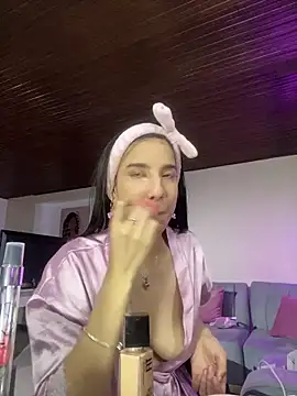 Praga Pink online show from 18, 3, 2025