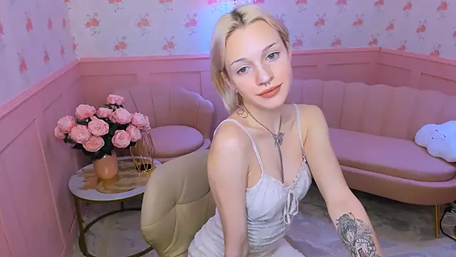 VelvetVixen155 online show from 13, 12, 2024