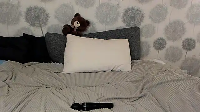 Snapshot of EngelFugler chatting on 23, 1, 2025 EngelFugler online show from 23, 1, 2025