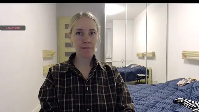 Snapshot of Pepper_mur chatting on 14, 10, 2025 Pepper mur online show from 14, 10, 2025