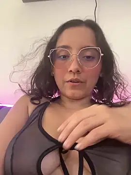 Kay LustyWife online show from 8, 3, 2025