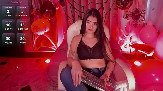 lunaalynch online show from 22, 10, 2025