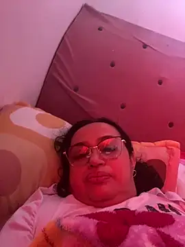 Snapshot of GiaNahomi chatting on 5, 12, 2024 GiaNahomi online show from 5, 12, 2024