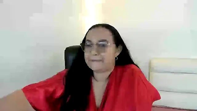 Snapshot of GiaNahomi chatting on 11, 1, 2025 GiaNahomi online show from 11, 1, 2025