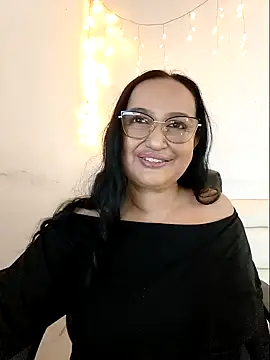 Snapshot of GiaNahomi chatting on 14, 1, 2025 GiaNahomi online show from 14, 1, 2025