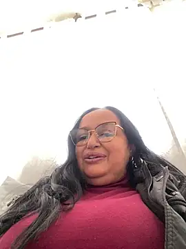 Snapshot of GiaNahomi chatting on 23, 1, 2025 GiaNahomi online show from 23, 1, 2025