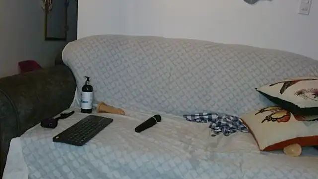 Vanessa Aniston online show from 13, 2, 2026