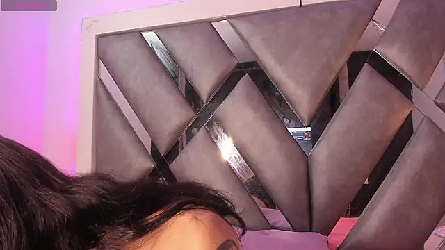 Mis  lola online show from 19, 2, 2025