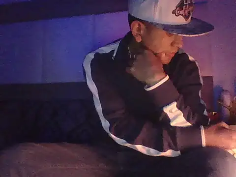 oiram27 online show from 3, 12, 2025