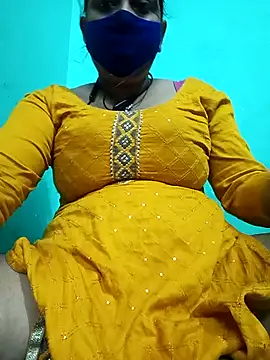 Snapshot of hotty_manisha chatting on 9, 10, 2025 hotty manisha online show from 9, 10, 2025