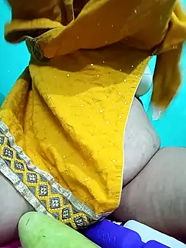 Snapshot of hotty_manisha chatting on 18, 10, 2025 hotty manisha online show from 18, 10, 2025