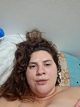 Snapshot of MartinaGuzmann chatting on 19, 11, 2025 MartinaGuzmann online show from 19, 11, 2025