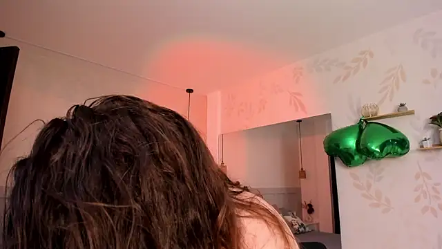 Snapshot of MartinaGuzmann chatting on 19, 3, 2026 MartinaGuzmann online show from 19, 3, 2026