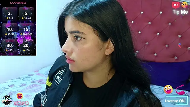 Snapshot of georgia_oli chatting on 5, 11, 2025 georgia oli online show from 5, 11, 2025