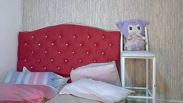 Snapshot of georgia_oli chatting on 21, 11, 2025 georgia oli online show from 21, 11, 2025