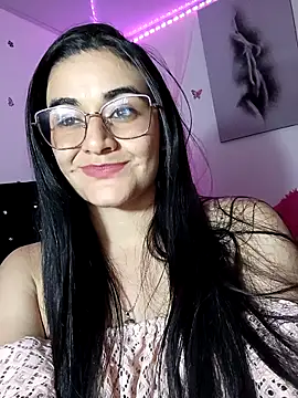 Snapshot of Hanna_Kinsley chatting on 21, 12, 2024 Hanna Kinsley online show from 21, 12, 2024