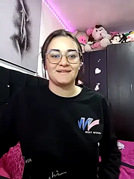 Snapshot of Hanna_Kinsley chatting on 18, 2, 2025 Hanna Kinsley online show from 18, 2, 2025
