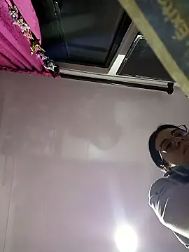 Hanna Kinsley online show from 3, 11, 2025