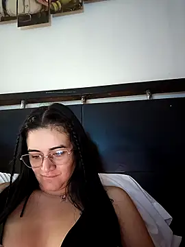 Hanna Kinsley online show from 12, 11, 2025