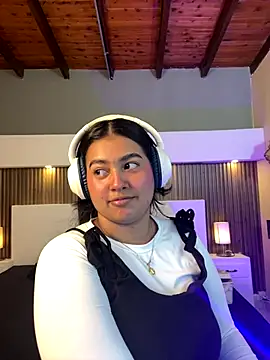 AliceMayer1 online show from 2, 10, 2025