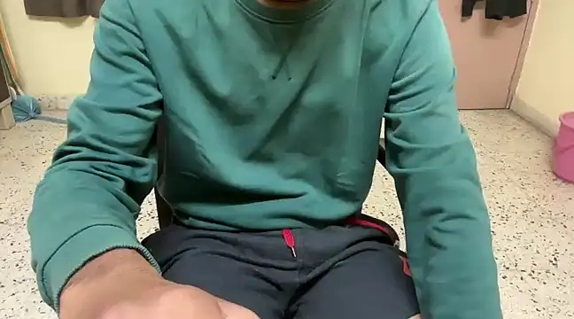 Snapshot of rahul_4u chatting on 10, 2, 2025 rahul 4u online show from 10, 2, 2025