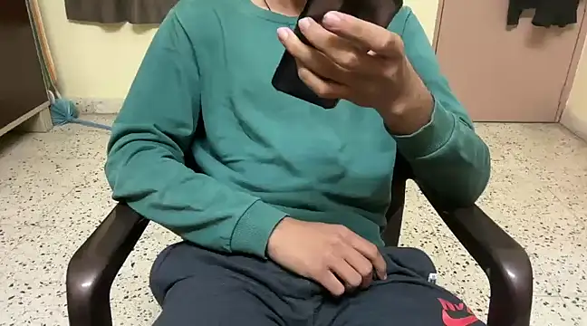 Snapshot of rahul_4u chatting on 11, 2, 2025 rahul 4u online show from 11, 2, 2025