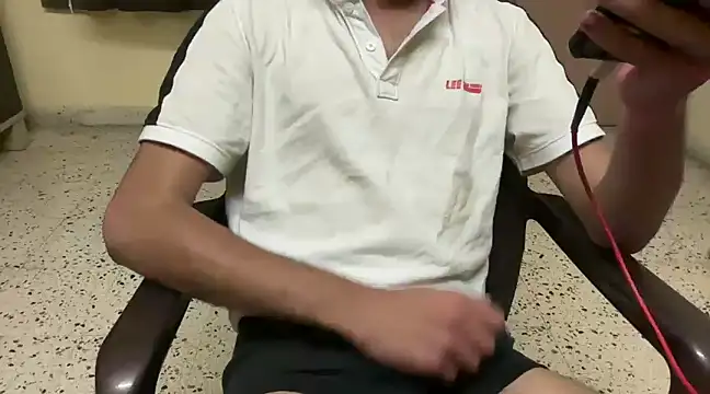 Snapshot of rahul_4u chatting on 16, 3, 2025 rahul 4u online show from 16, 3, 2025