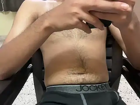 Snapshot of rahul_4u chatting on 2, 11, 2025 rahul 4u online show from 2, 11, 2025