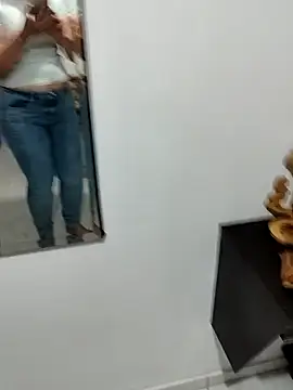  Prinscarlet  online show from 25, 12, 2024