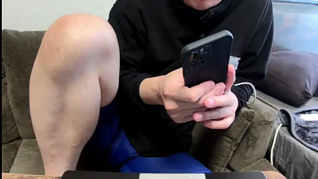 Snapshot of tuki_fu chatting on 25, 1, 2025 tuki fu online show from 25, 1, 2025