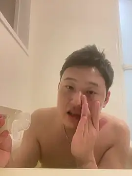 Snapshot of tuki_fu chatting on 18, 2, 2025 tuki fu online show from 18, 2, 2025