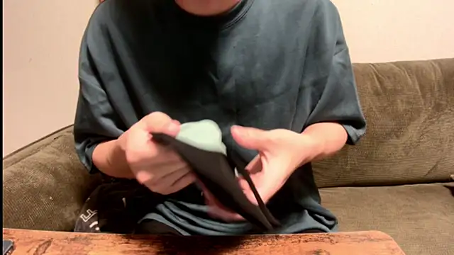 Snapshot of tuki_fu chatting on 27, 2, 2025 tuki fu online show from 27, 2, 2025