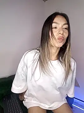 Snapshot of Karolgood3 chatting on 20, 9, 2025 Karolgood3 online show from 20, 9, 2025