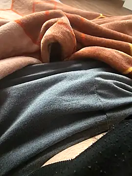 Snapshot of lapa525 chatting on 13, 2, 2025 lapa525 online show from 13, 2, 2025