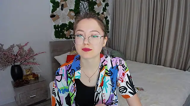 SereneFlame online show from 14, 1, 2025