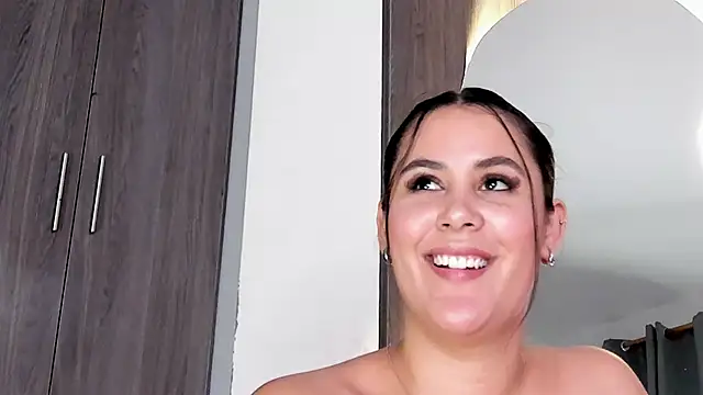 LexyRobert online show from 3, 2, 2025