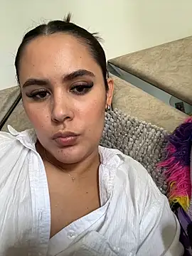 LexyRobert online show from 18, 2, 2025