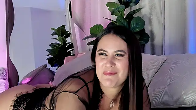 LexyRobert online show from 28, 2, 2025