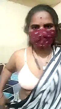 anitha906 online show from 5, 1, 2025