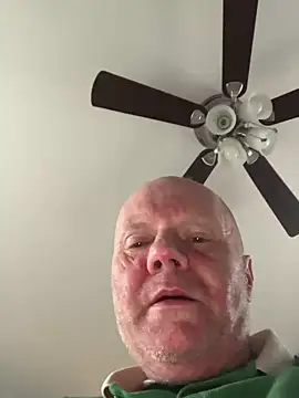 Snapshot of masterjerseyjoe chatting on 21, 1, 2025 masterjerseyjoe online show from 21, 1, 2025