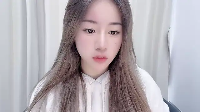 chloe-01 online show from 26, 1, 2025