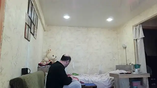 AgnichBan online show from 19, 1, 2025