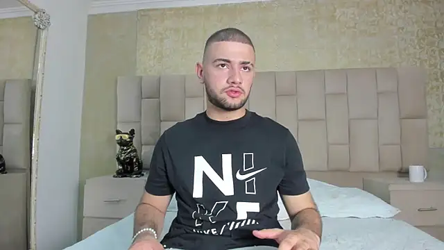 Snapshot of MaximusDick1_ chatting on 9, 10, 2025 MaximusDick1 online show from 9, 10, 2025